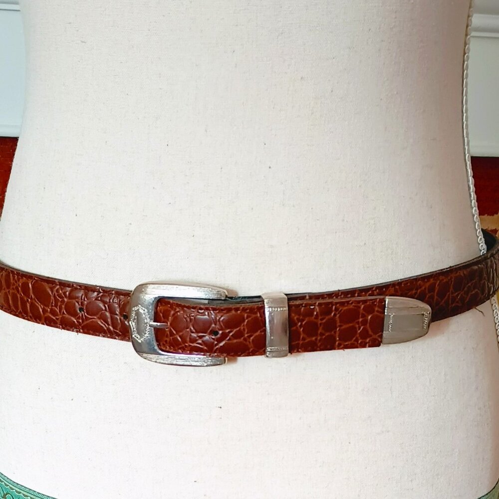 Women's Vintage Faux Leather Belt Brown Embossed Croc Print Silver Etched Buckle
